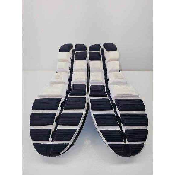 Oncloud Men 11.5 Comfy footwear